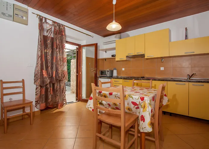 Garden Aparthotel Split