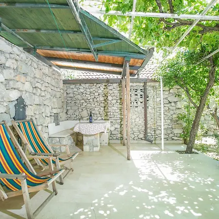 Garden Aparthotel
