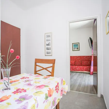 Garden Aparthotel