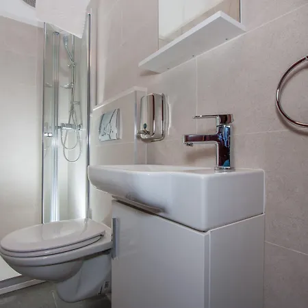 Apart Otel Garden 3*