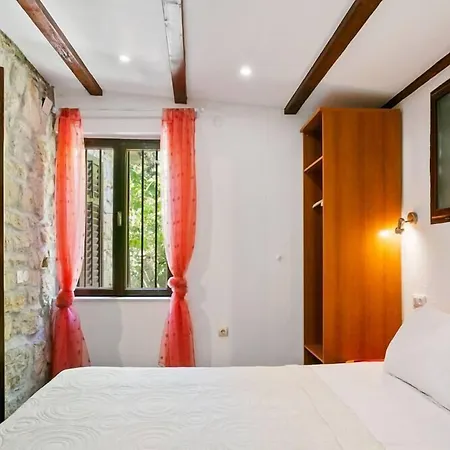 Garden 3*