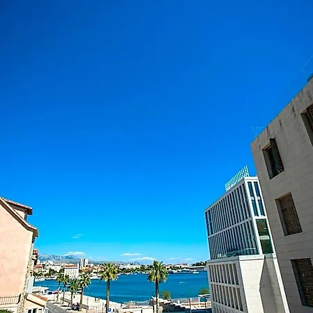 Aparthotel Garden 3*