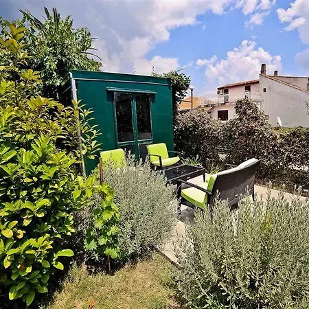Ξενοδοχείο με διαμερίσματα Garden