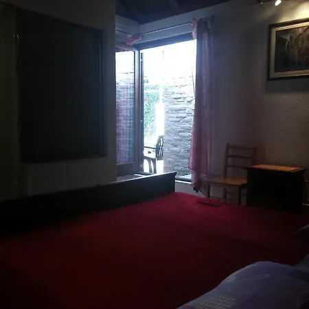 Garden Aparthotel