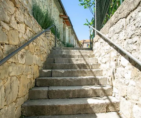 Garden Apartmanhotel Split