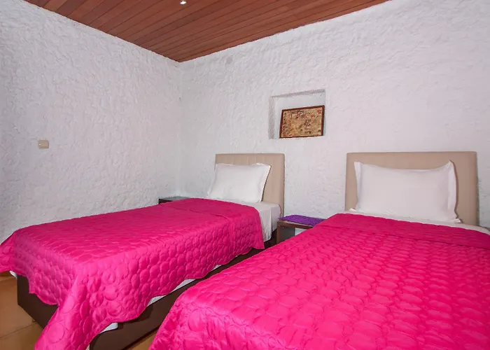 Garden Apartmanhotel 3*