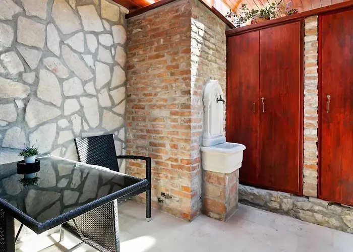 Garden Apartmanhotel 3*