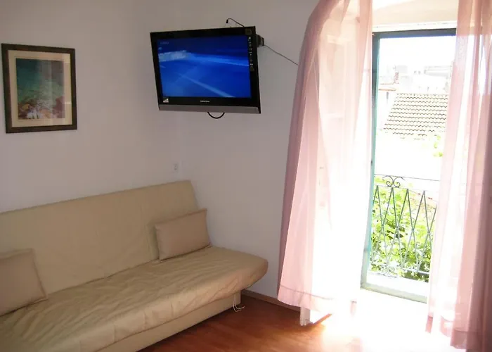 Garden Aparthotel 3*