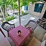 Garden 아파트호텔 3*