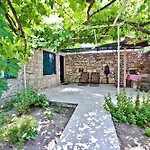 Garden 아파트호텔 3*