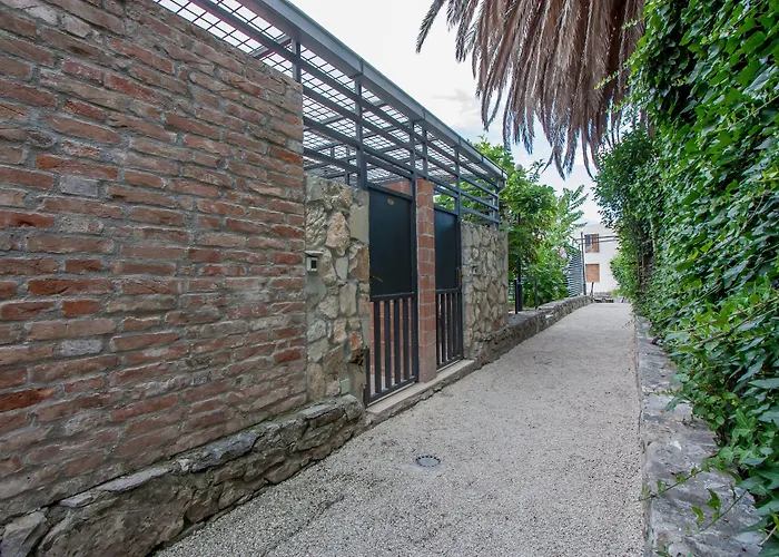 Aparthotel Garden 3*