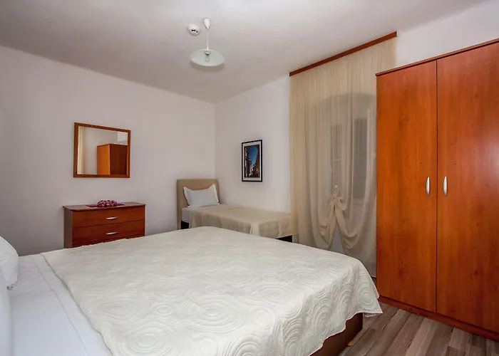 Aparthotel Garden 3*